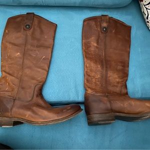 Frye brown distressed leather boots size 8 women’s